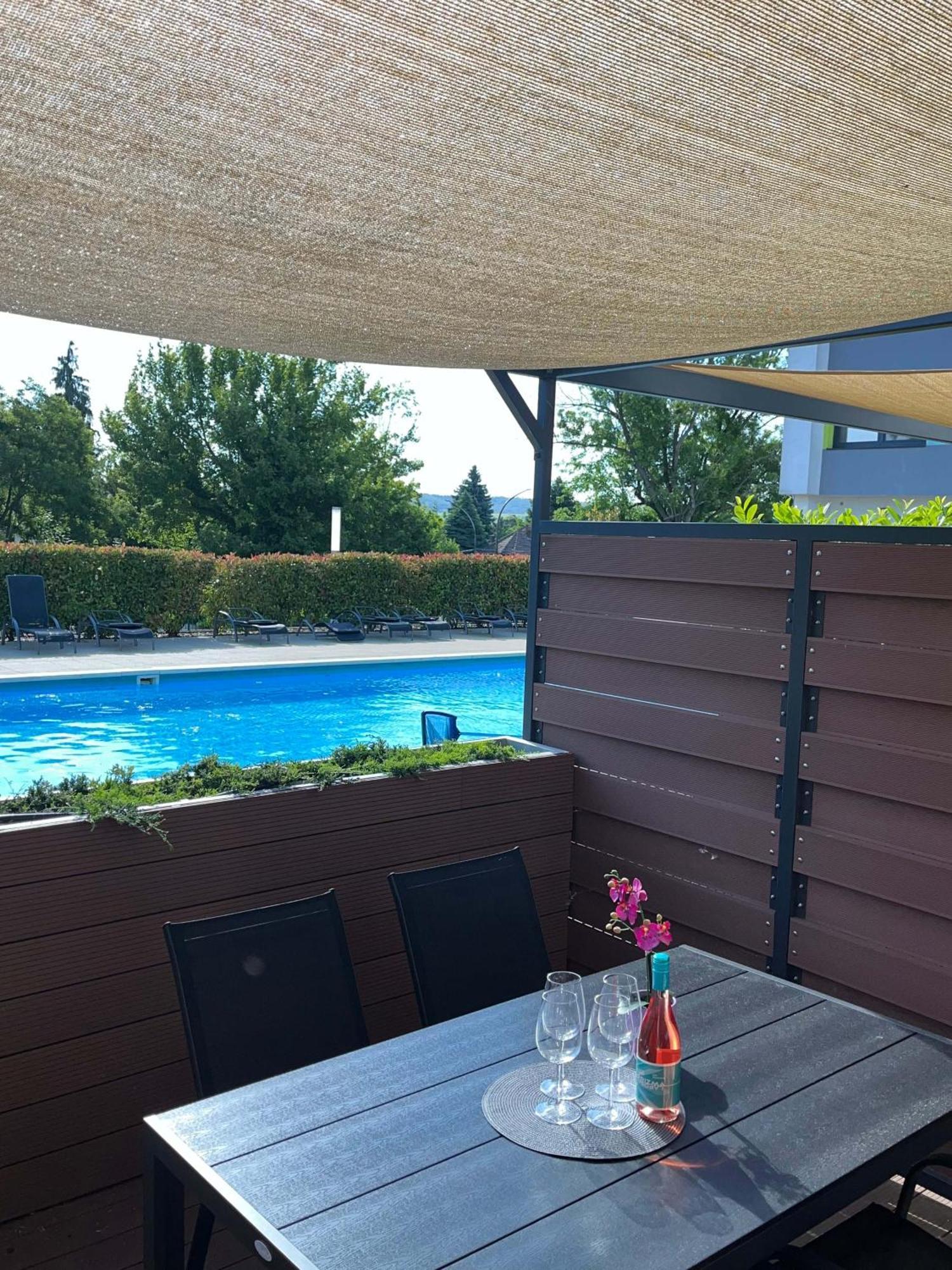 BalatonföldvárPauzo Balaton公寓式酒店 外观 照片